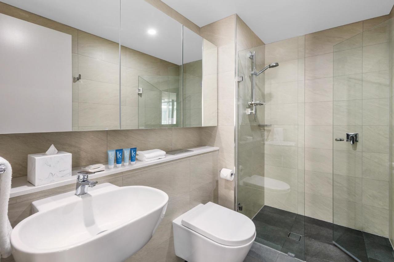 Meriton Suites Chatswood Sydney Exterior foto Bathroom
